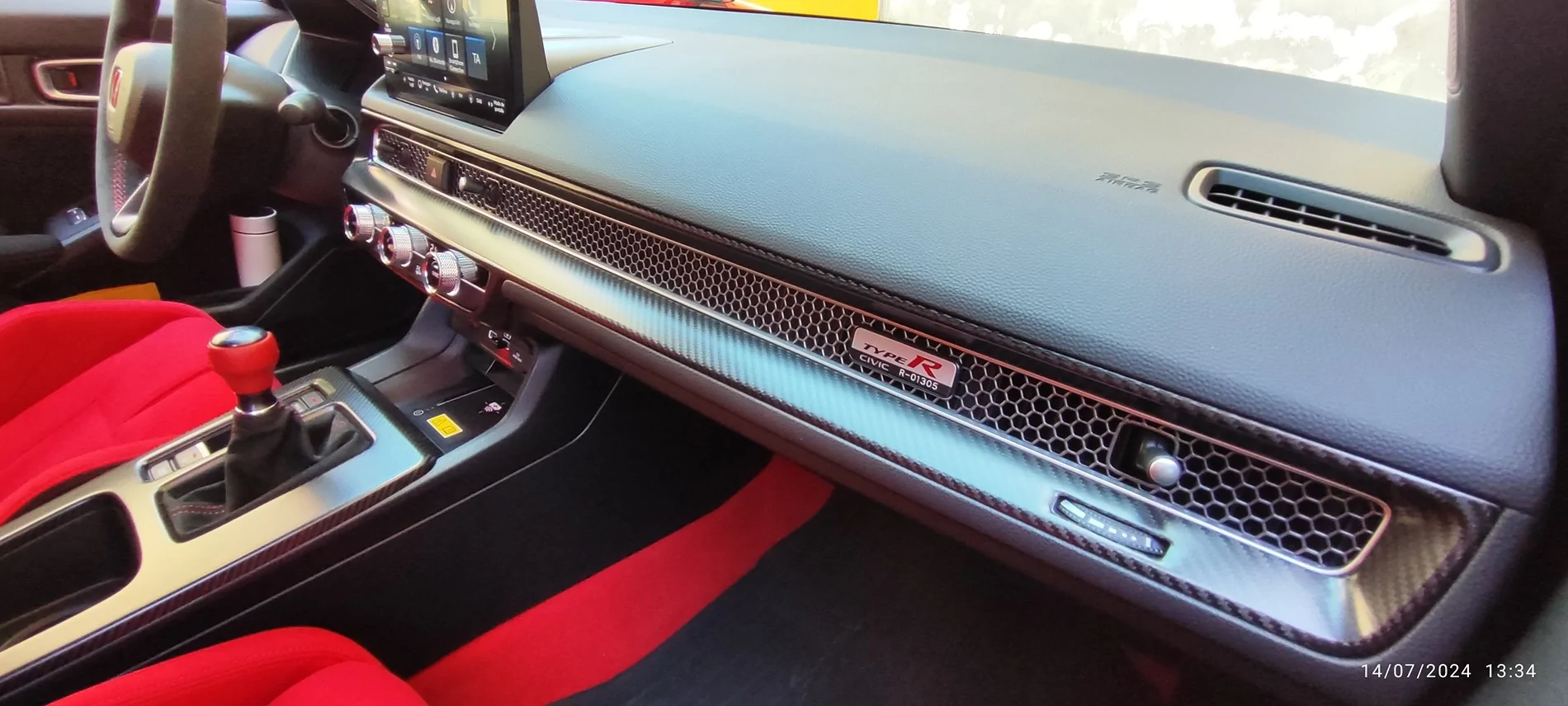 11th Gen Honda Civic FL5 interior dash piece damage IMG_20240714_133421