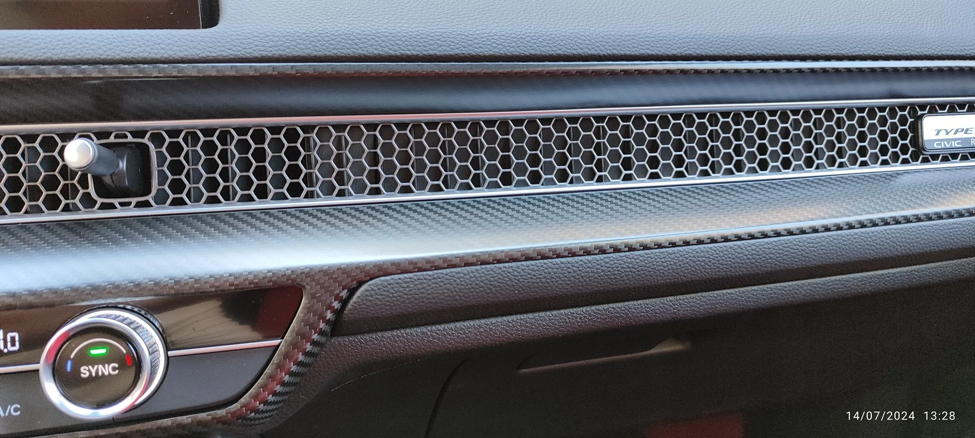 11th Gen Honda Civic FL5 interior dash piece damage IMG_20240714_132859