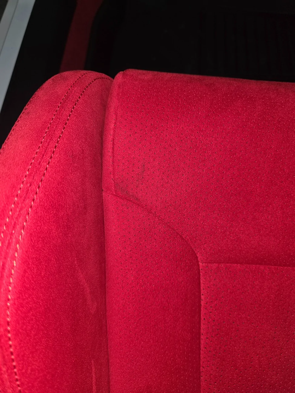 11th Gen Honda Civic Red Seats Stain/Mark 1000007249