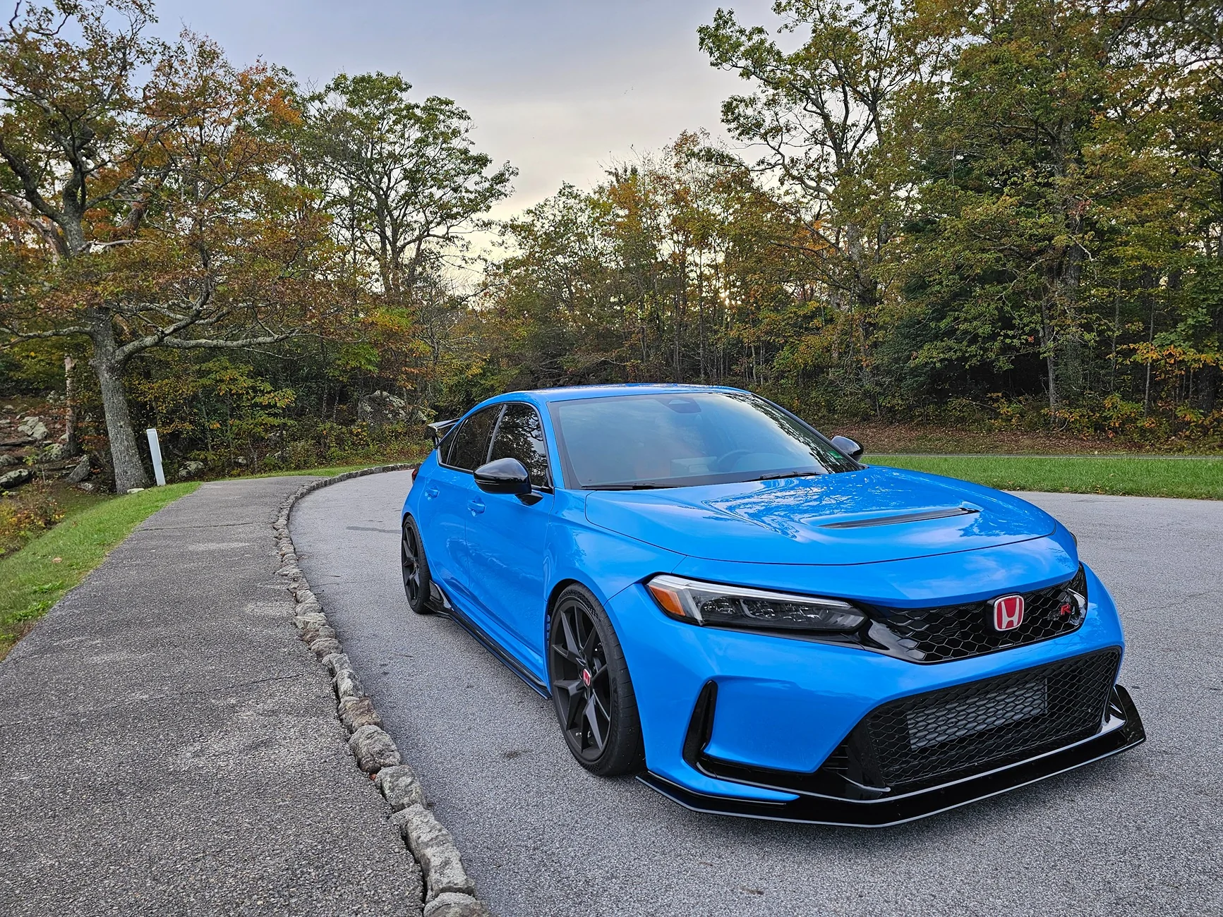 11th Gen Honda Civic Official BOOST BLUE FL5 Type R Photos Thread R3
