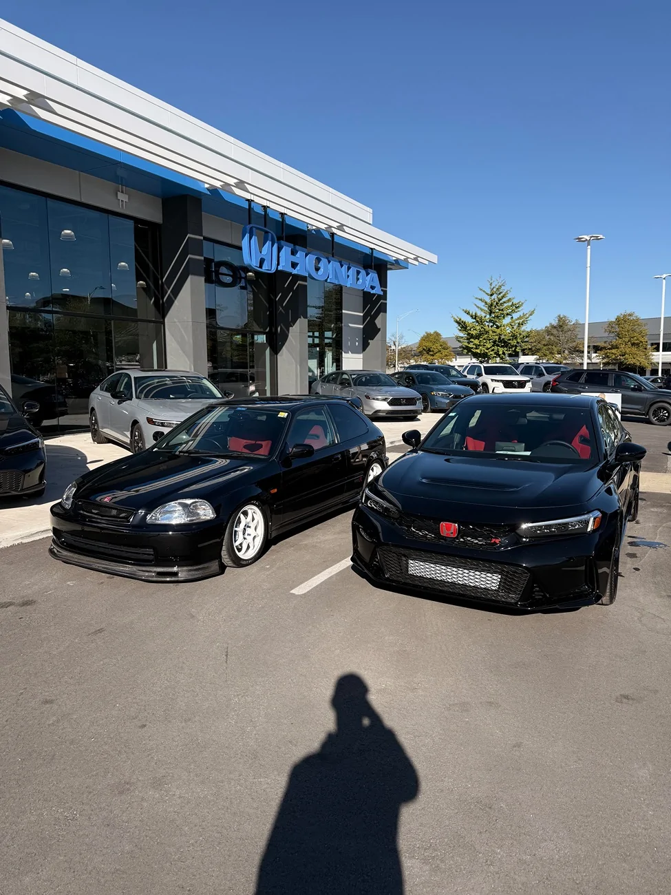 11th Gen Honda Civic Post your FL5 Civic Type R delivery pics! 🙌 📸 IMG_0463