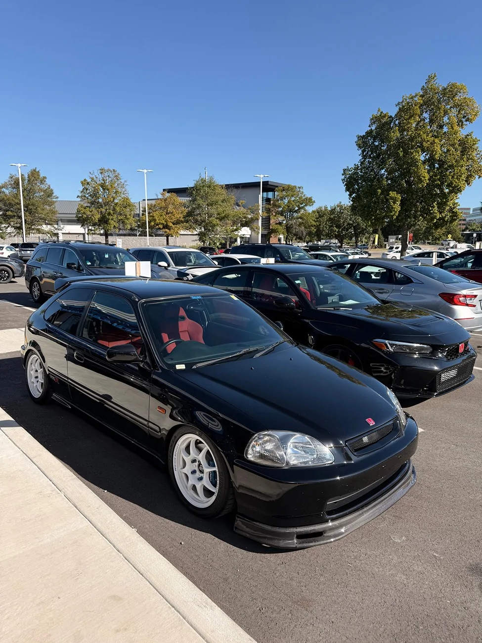11th Gen Honda Civic Post your FL5 Civic Type R delivery pics! 🙌 📸 IMG_0465
