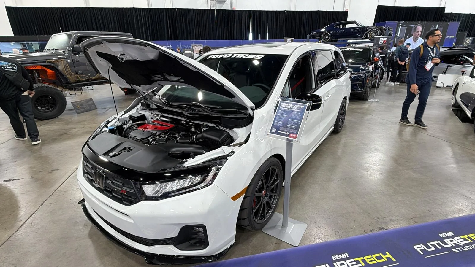 11th Gen Honda Civic Honda Odyssey Type R Tribute 5d4c94b4-f7e1-4ee2-be9e-51aaa458843