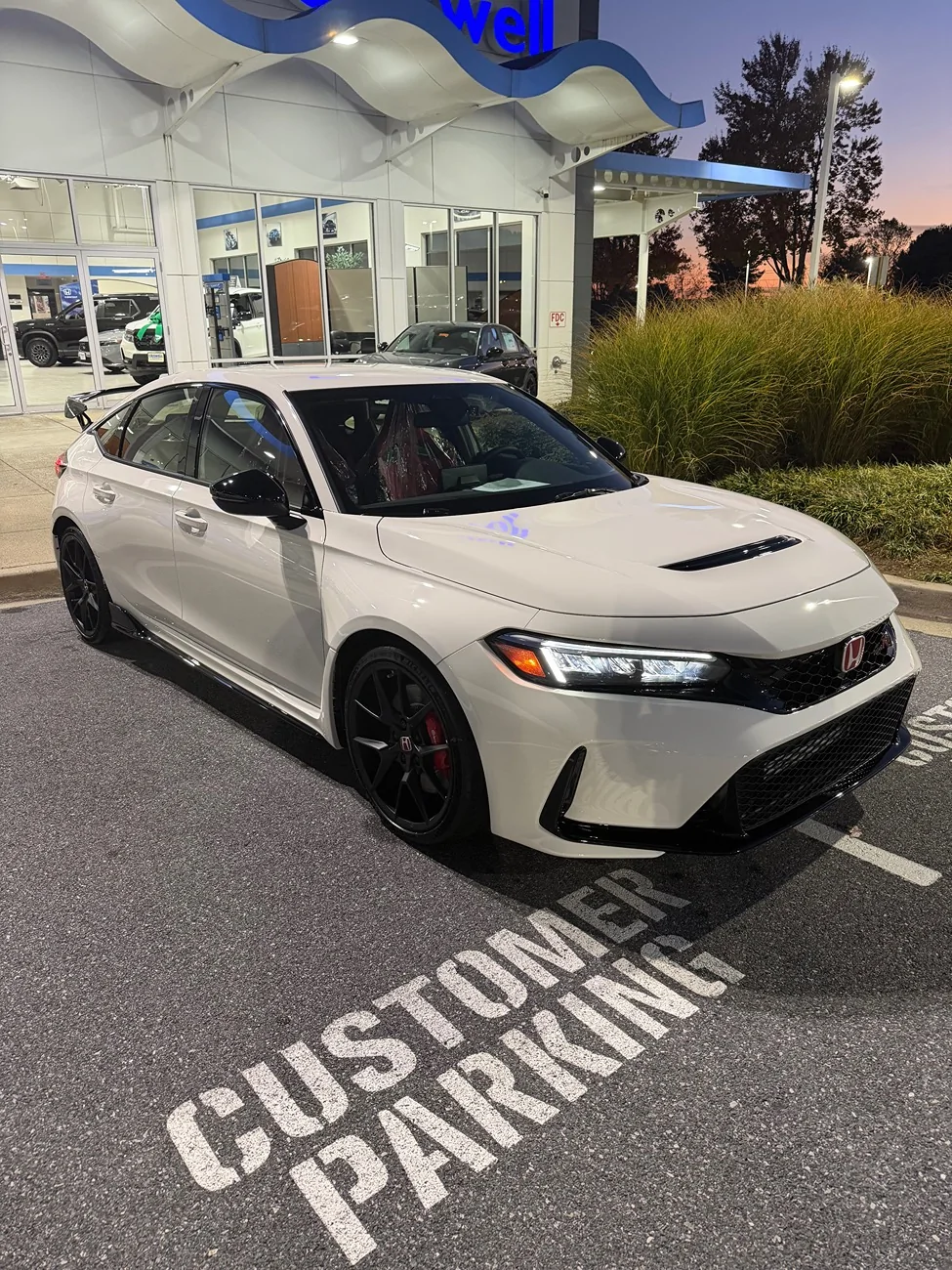 11th Gen Honda Civic Post your FL5 Civic Type R delivery pics! 🙌 📸 IMG_0952
