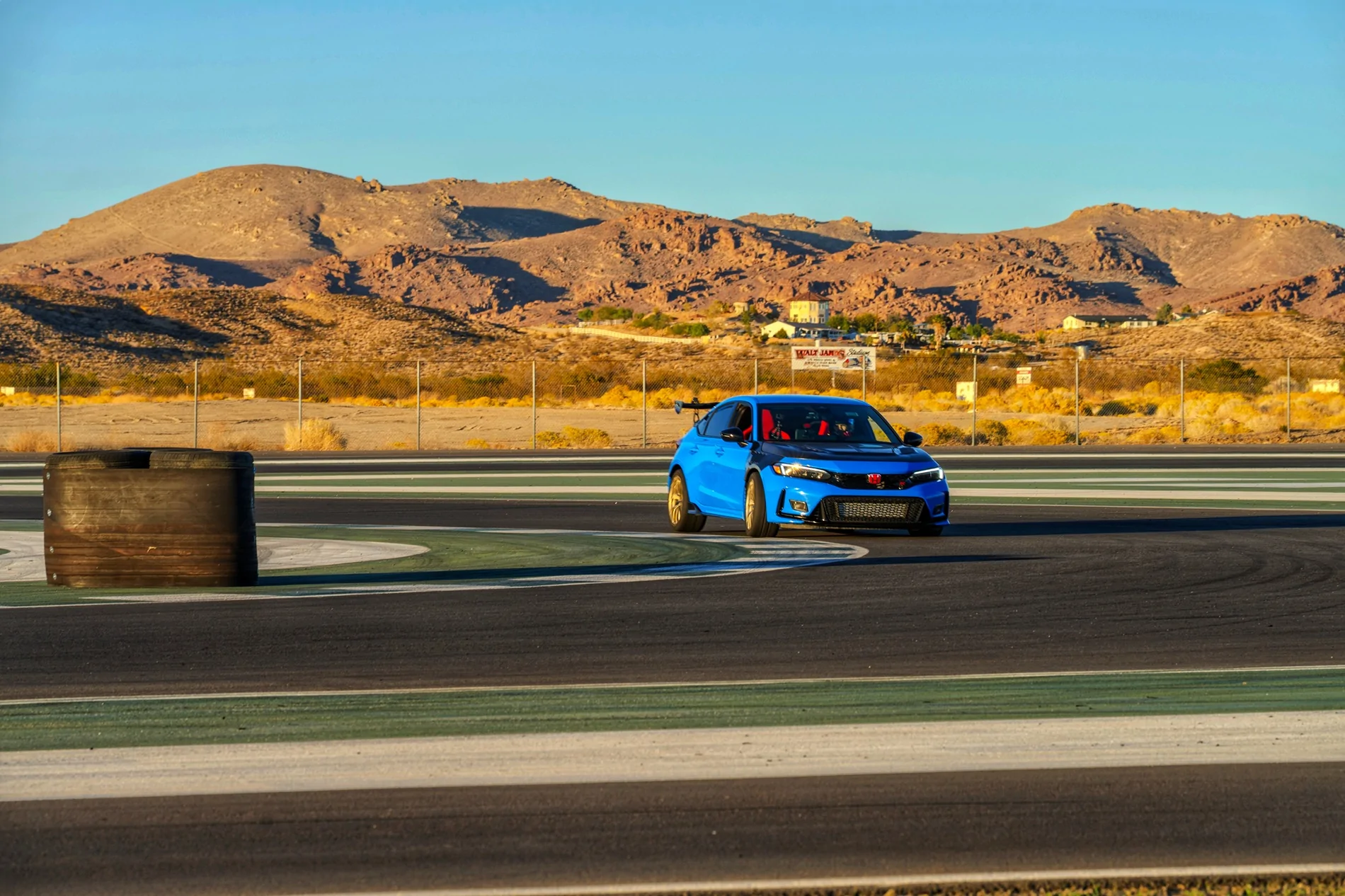 11th Gen Honda Civic Streets of Willow (renovated) track day - night run . Cooling testing 1000111375