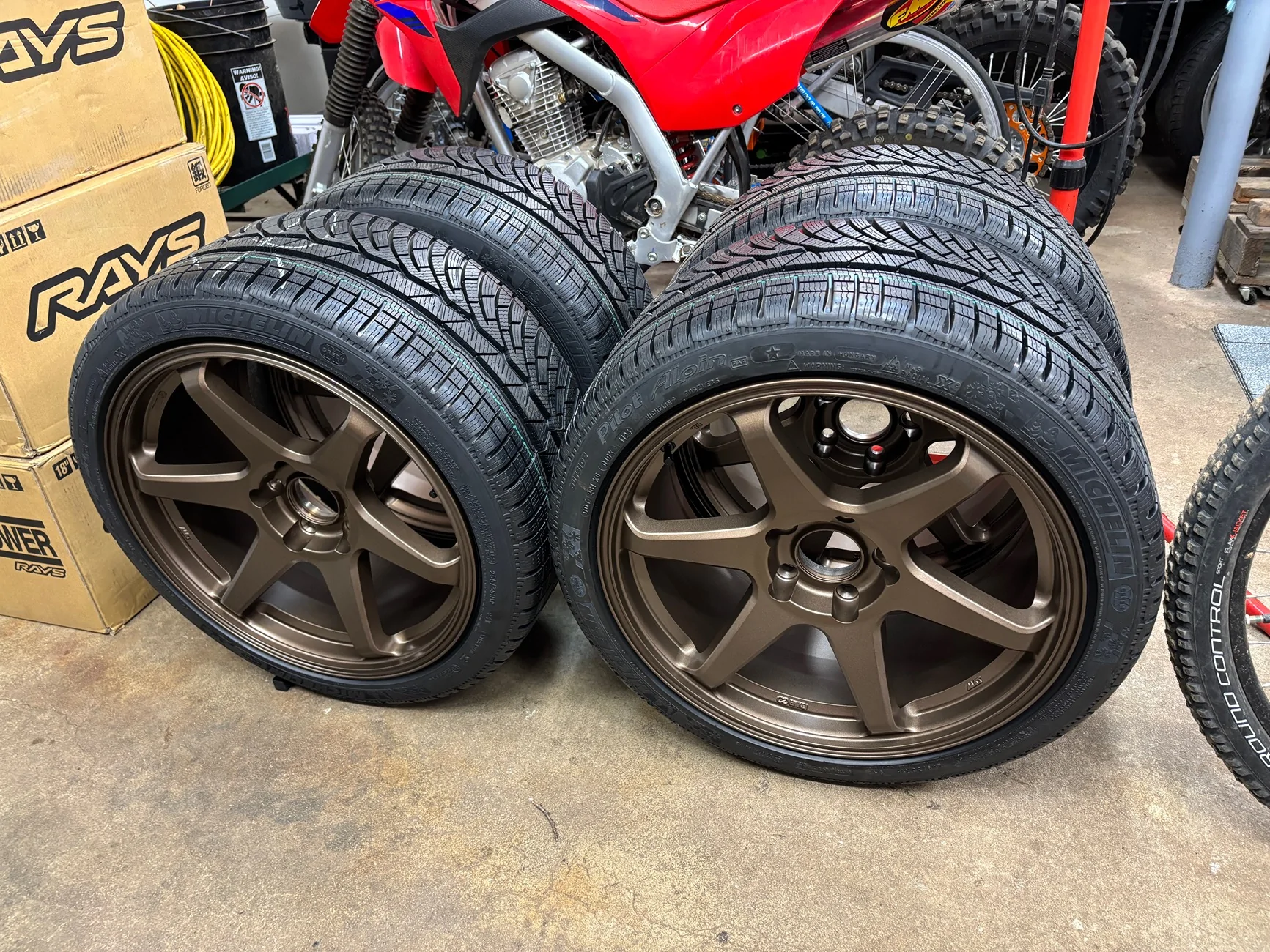11th Gen Honda Civic OEM Rims Winter Tires IMG_3946