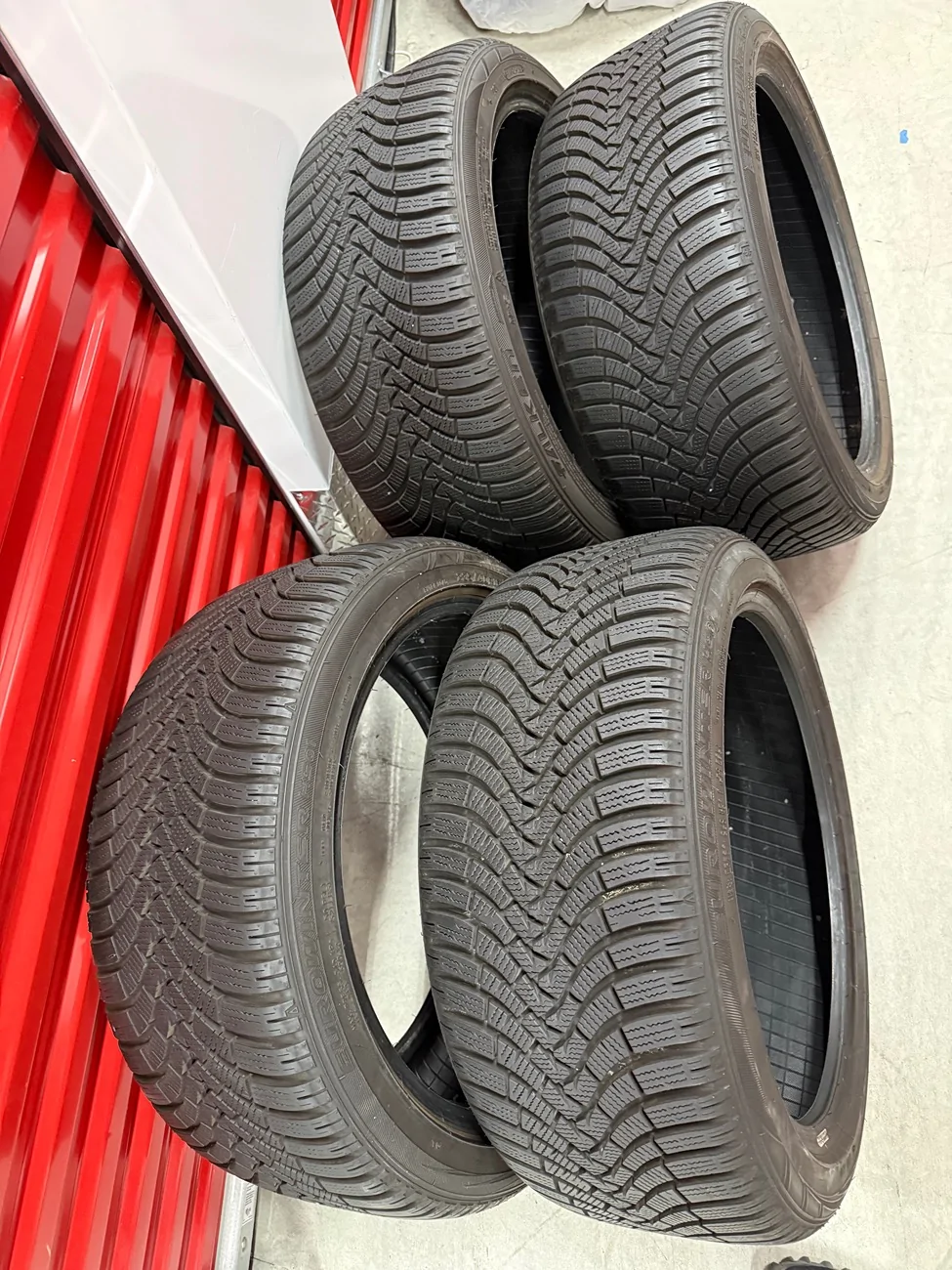 11th Gen Honda Civic Falken Eurowinter HS01 235/40r18 (winter tires) IMG_8630