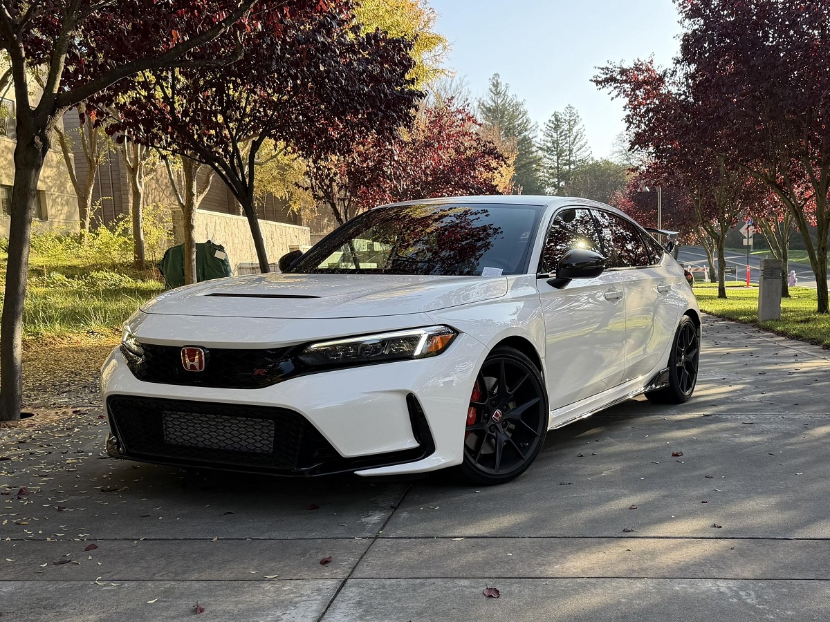 11th Gen Honda Civic Official CHAMPIONSHIP WHITE FL5 Type R Photos Thread myb9wUm