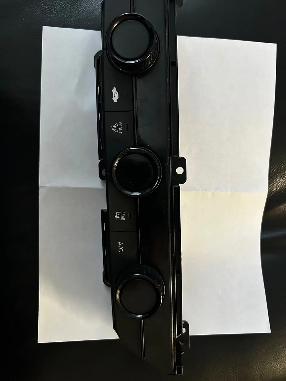 11th Gen Honda Civic I did a thing! Installed gloss black knobs (HVAC / climate control) IMG_6113
