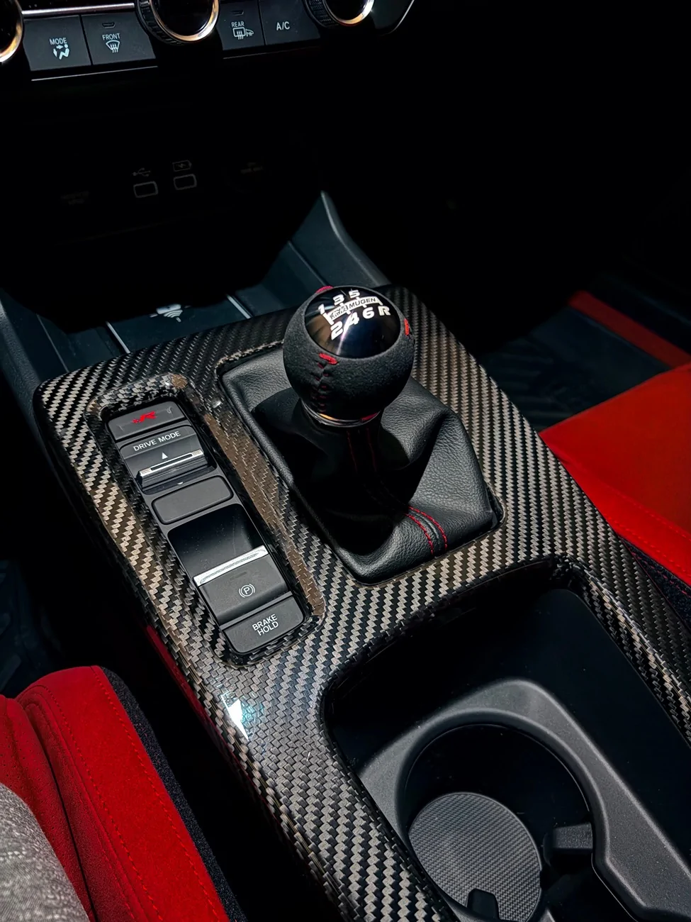 11th Gen Honda Civic Post your customized interior IMG_3232