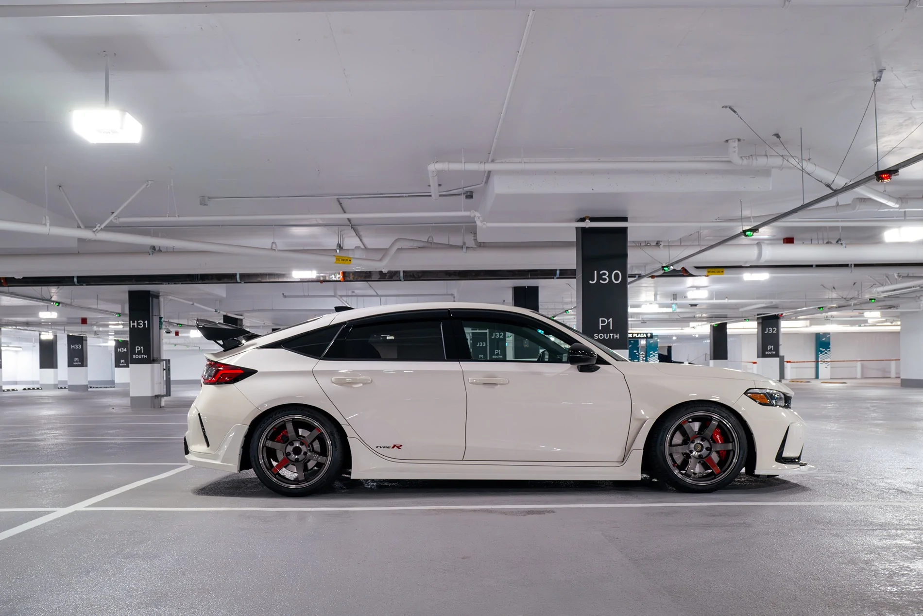 11th Gen Honda Civic Matsuda's CW 2024 Civic Type R Build L1050016