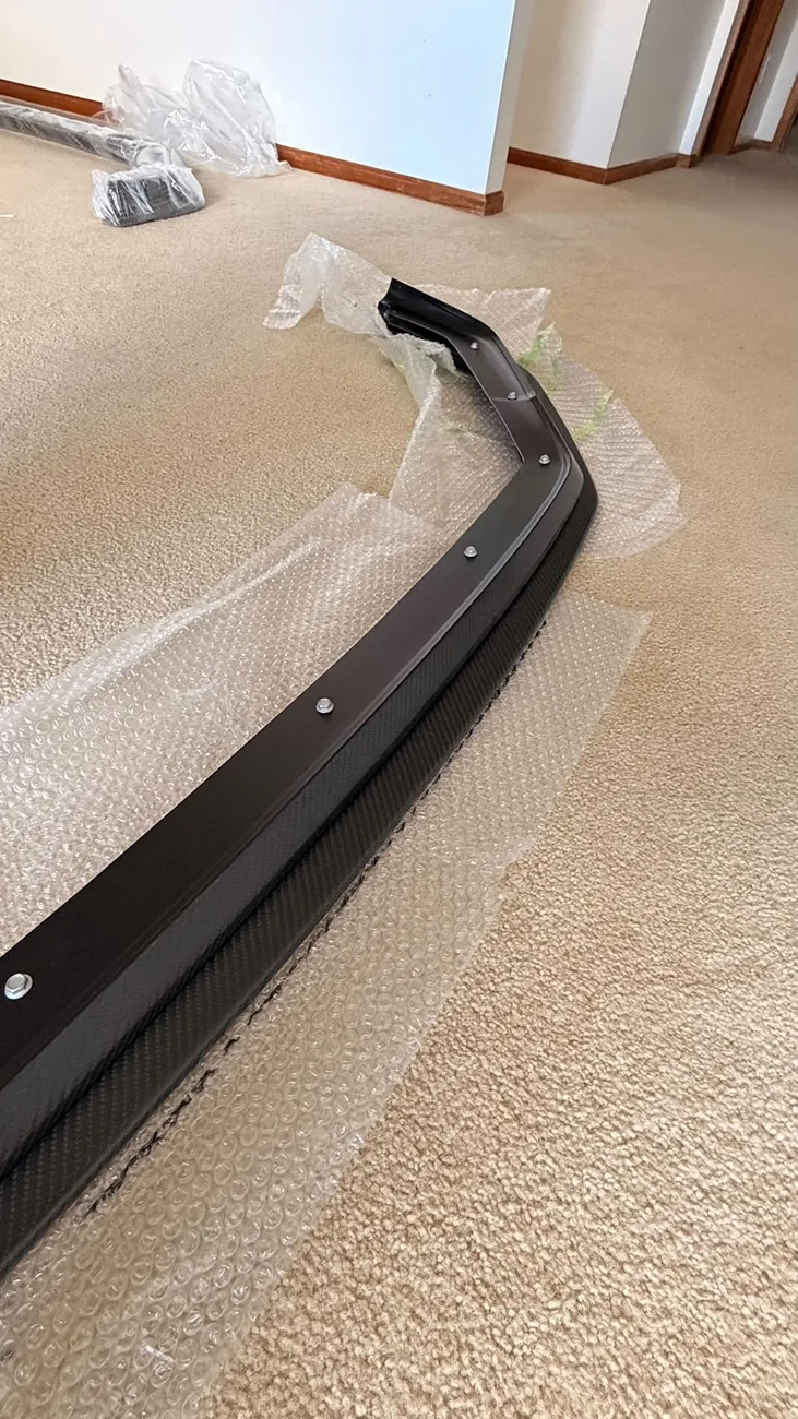 11th Gen Honda Civic WA - FS Exceed carbon lip and side skirts brand new 04681FC9-88B1-4BD3-BBDA-77D37E0AC944