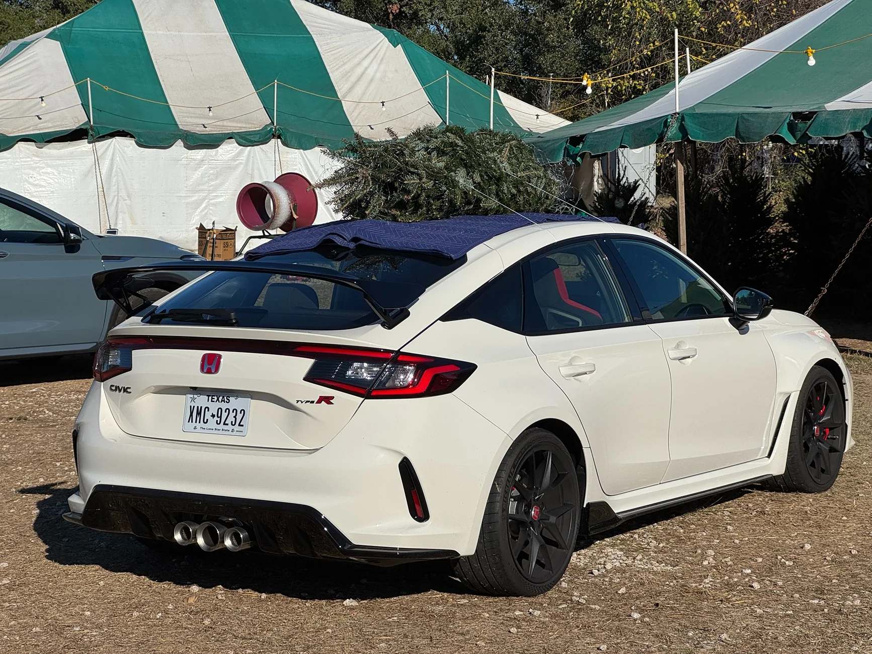 11th Gen Honda Civic Official CHAMPIONSHIP WHITE FL5 Type R Photos Thread IMG_6404(1)