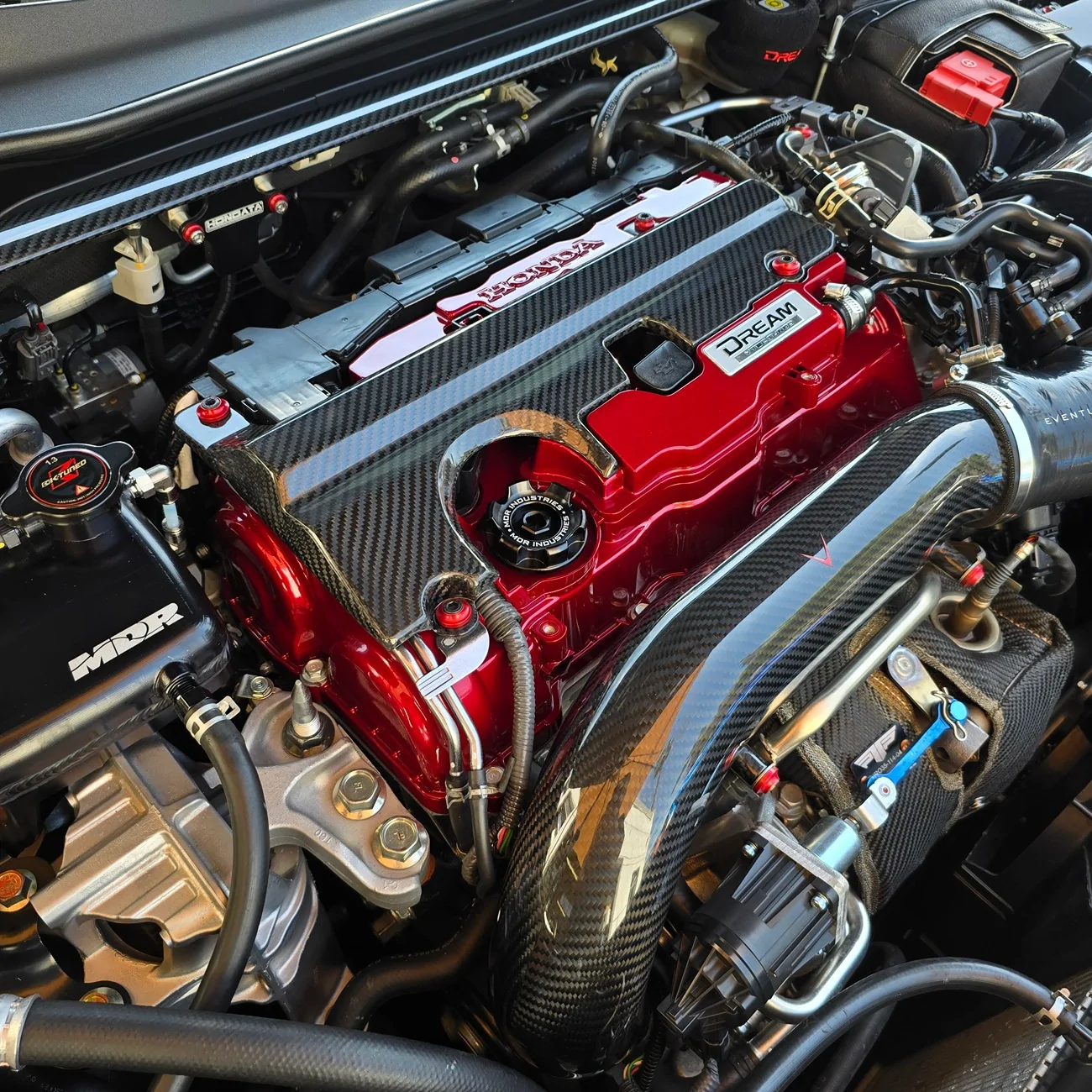 11th Gen Honda Civic Axion Industries custom painted Valve covers IMG_8081