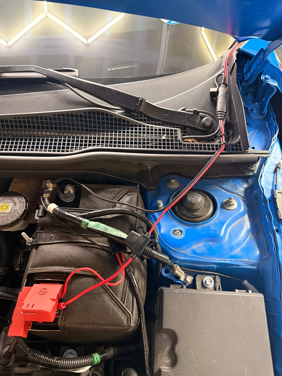 11th Gen Honda Civic Battery tender IMG_3859