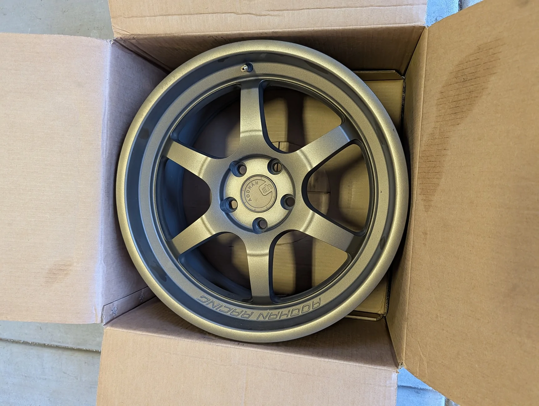 11th Gen Honda Civic FS: Aodhan Racing AH08 18x8.5 +35 5x114.3 Bronze PXL_20251213_235945272