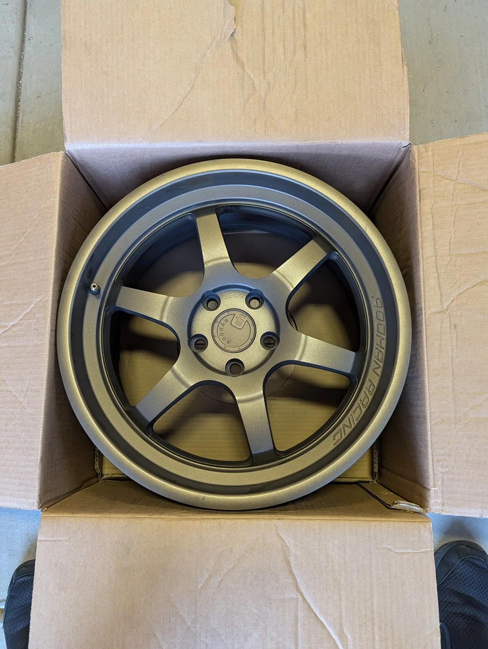 11th Gen Honda Civic FS: Aodhan Racing AH08 18x8.5 +35 5x114.3 Bronze PXL_20251214_000134485