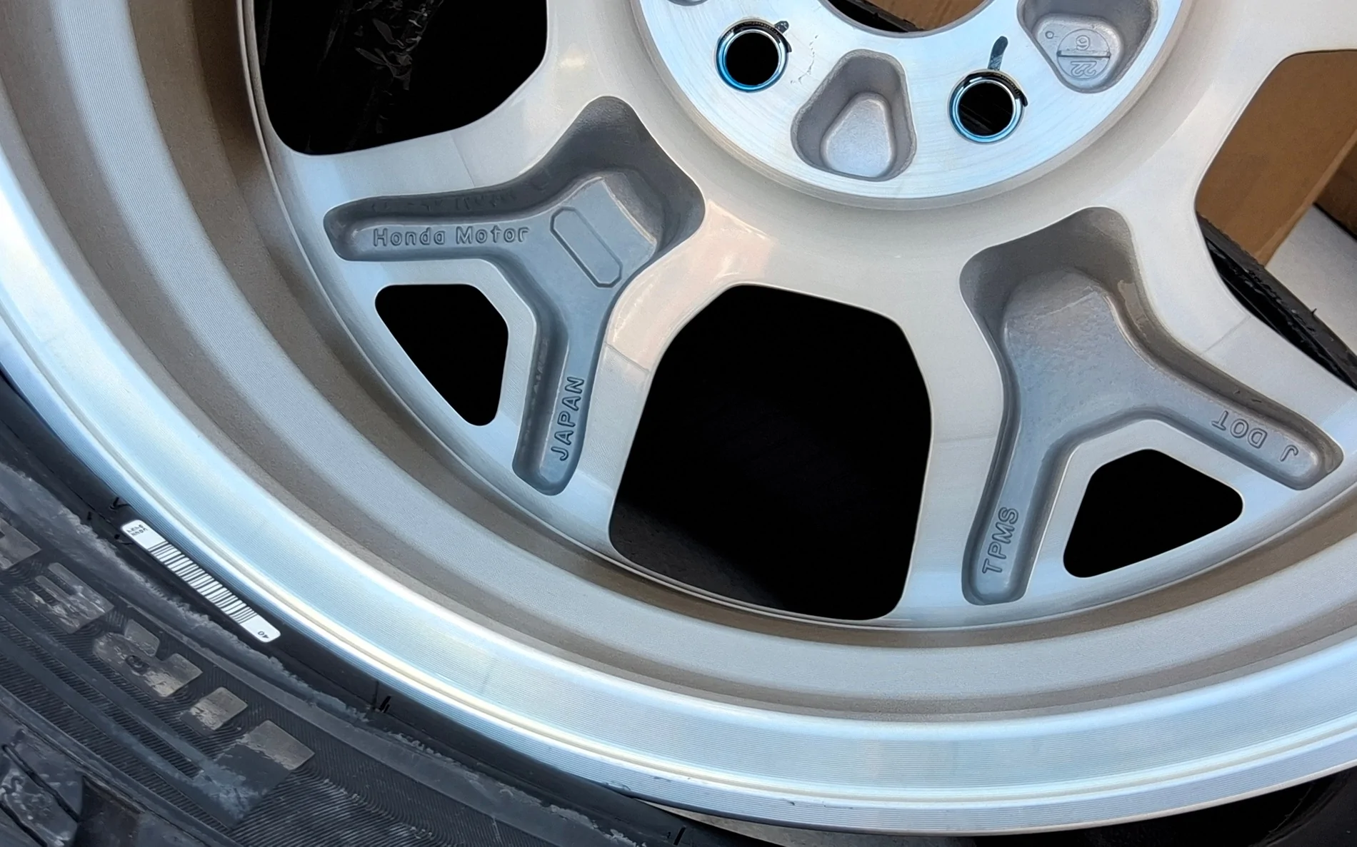 11th Gen Honda Civic Maximum overall tire + wheel diameter on stock suspension 20251114_114600