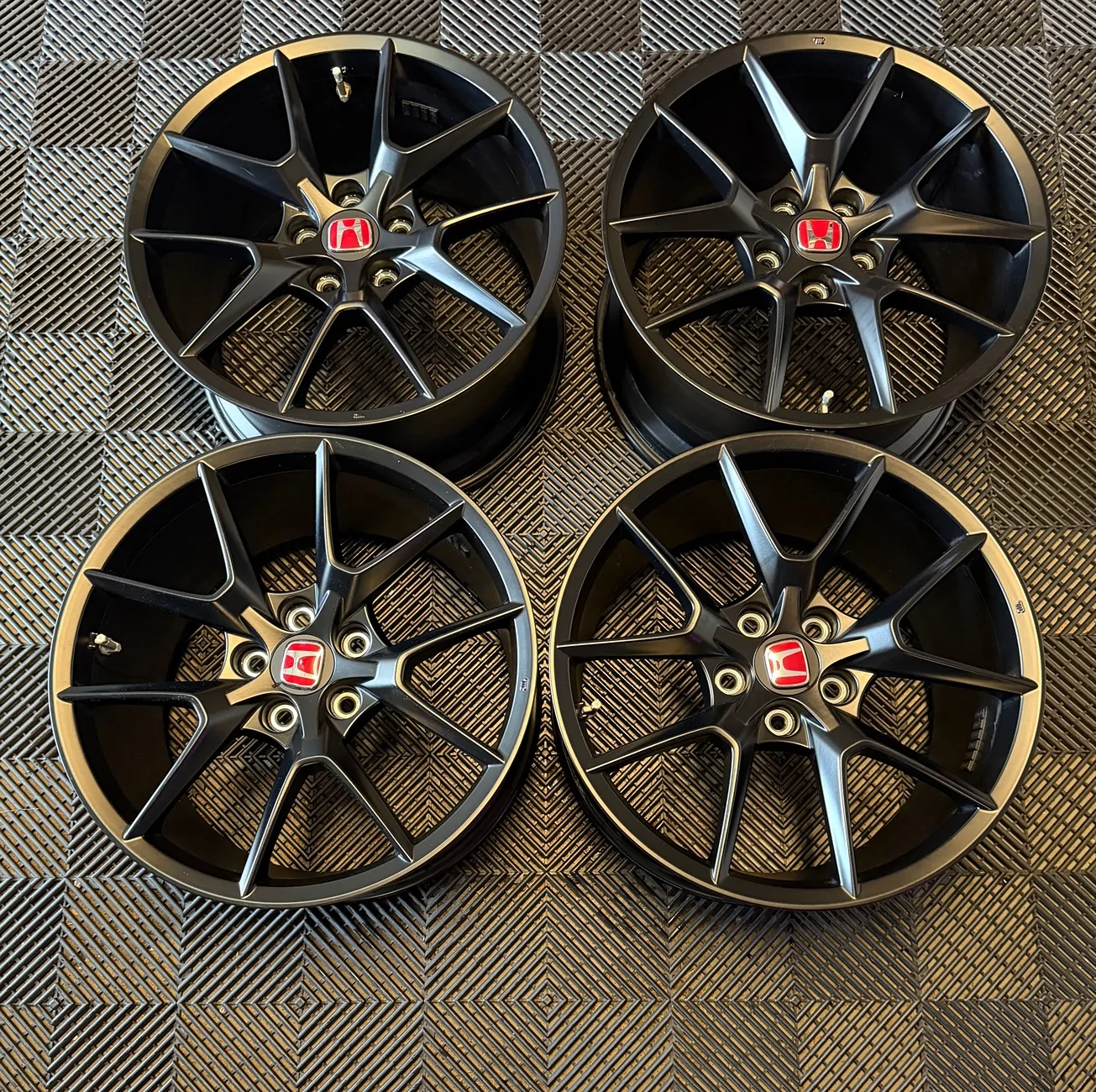 11th Gen Honda Civic OEM Honda FL5 Wheels IMG_0631