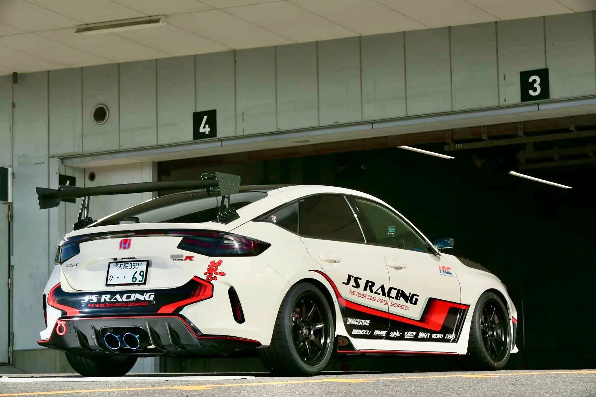 11th Gen Honda Civic Where’s the Aero? 1766969970744-df