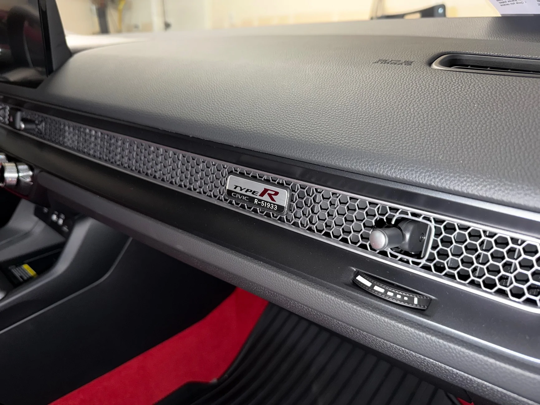 11th Gen Honda Civic Official SONIC GRAY PEARL FL5 Type R Photos Thread IMG_0198