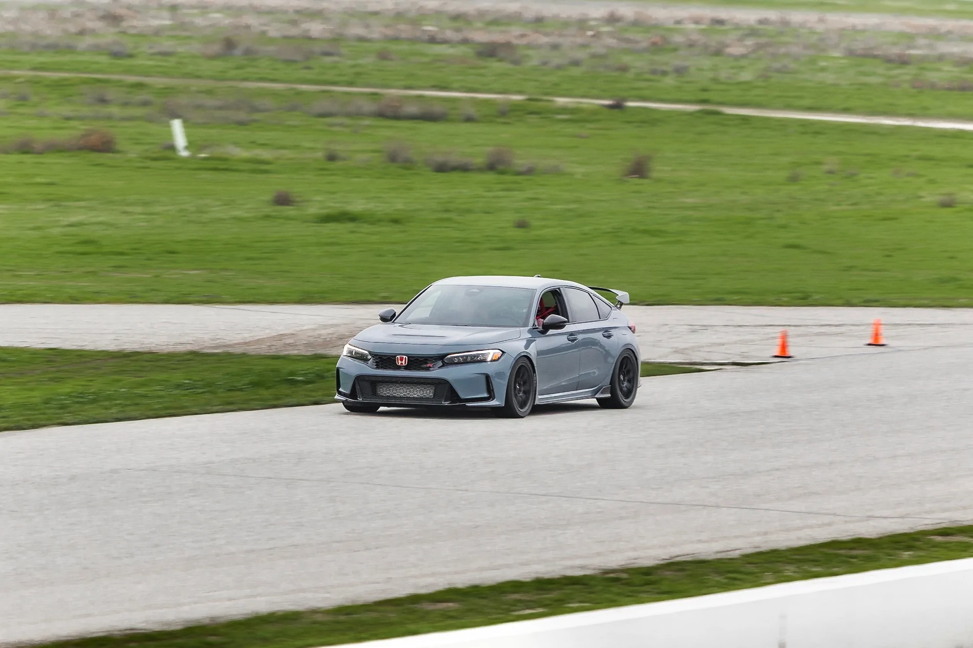 11th Gen Honda Civic Official SONIC GRAY PEARL FL5 Type R Photos Thread IMG_3681