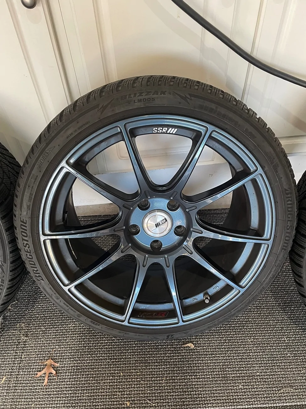 11th Gen Honda Civic SSR GTX01 19x9.5 +38 255/35/19 Gunmetal Blue IMG_5108