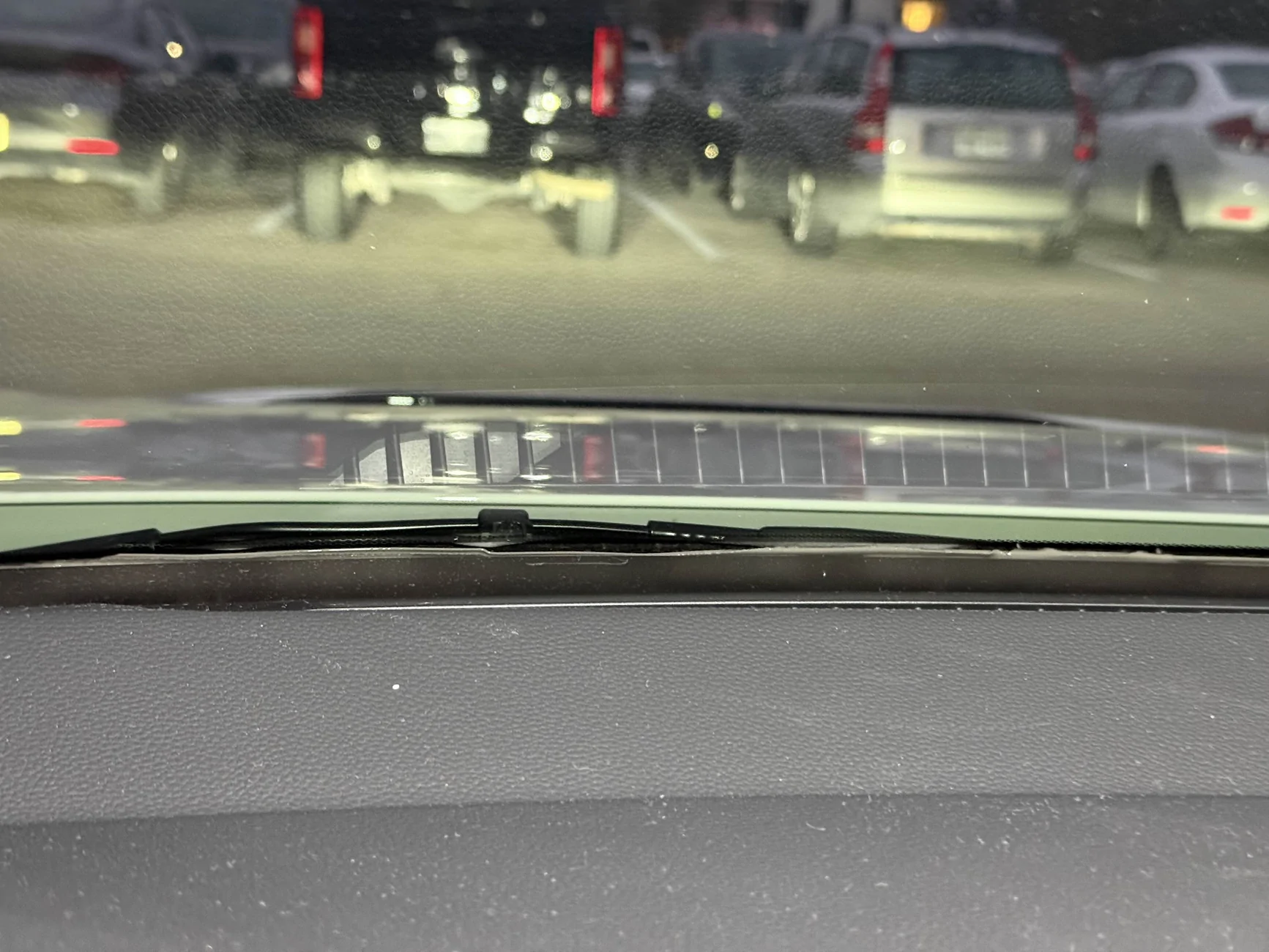 11th Gen Honda Civic Those who've had windshields replaced - help me rate this job missing_foam_stri