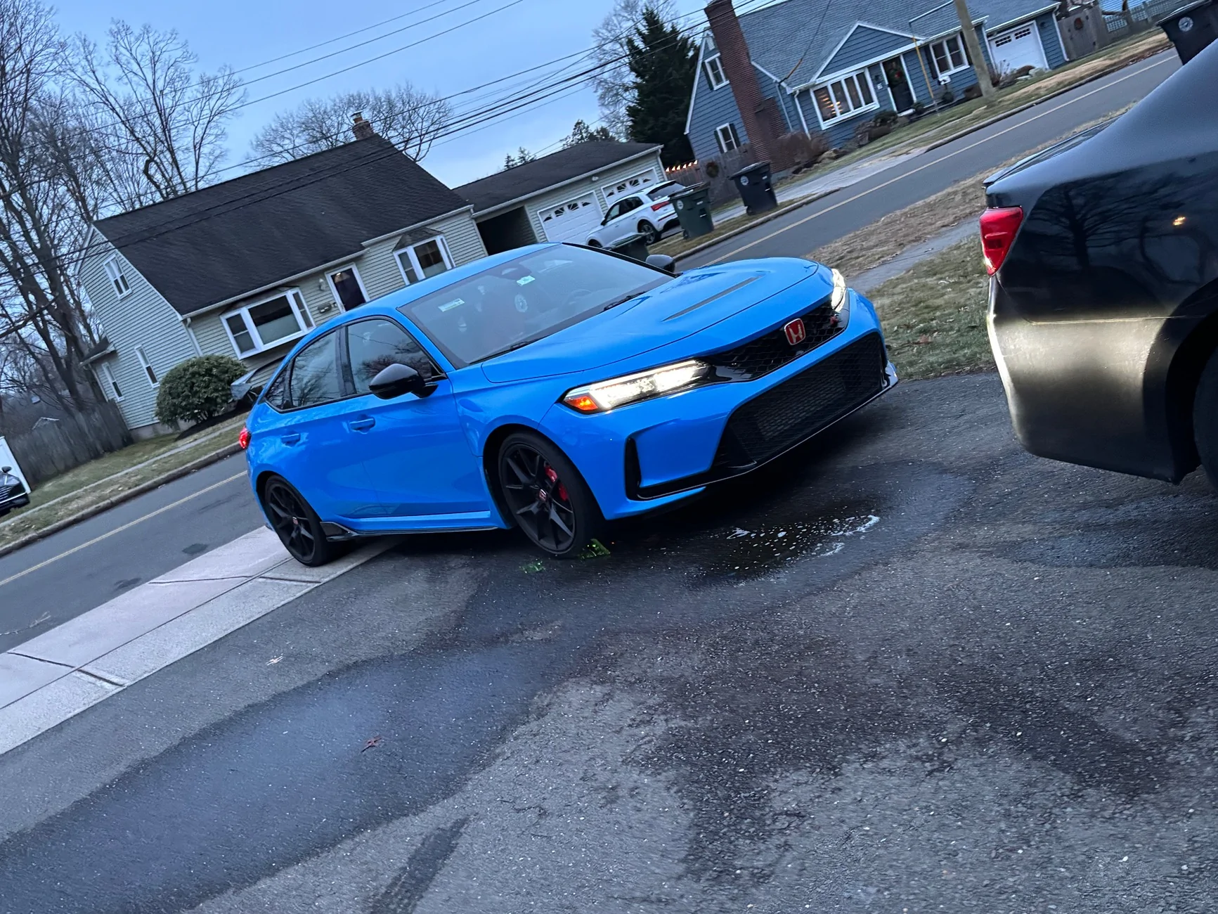 11th Gen Honda Civic Type R vs z4 M40i - Thoughts IMG_3761