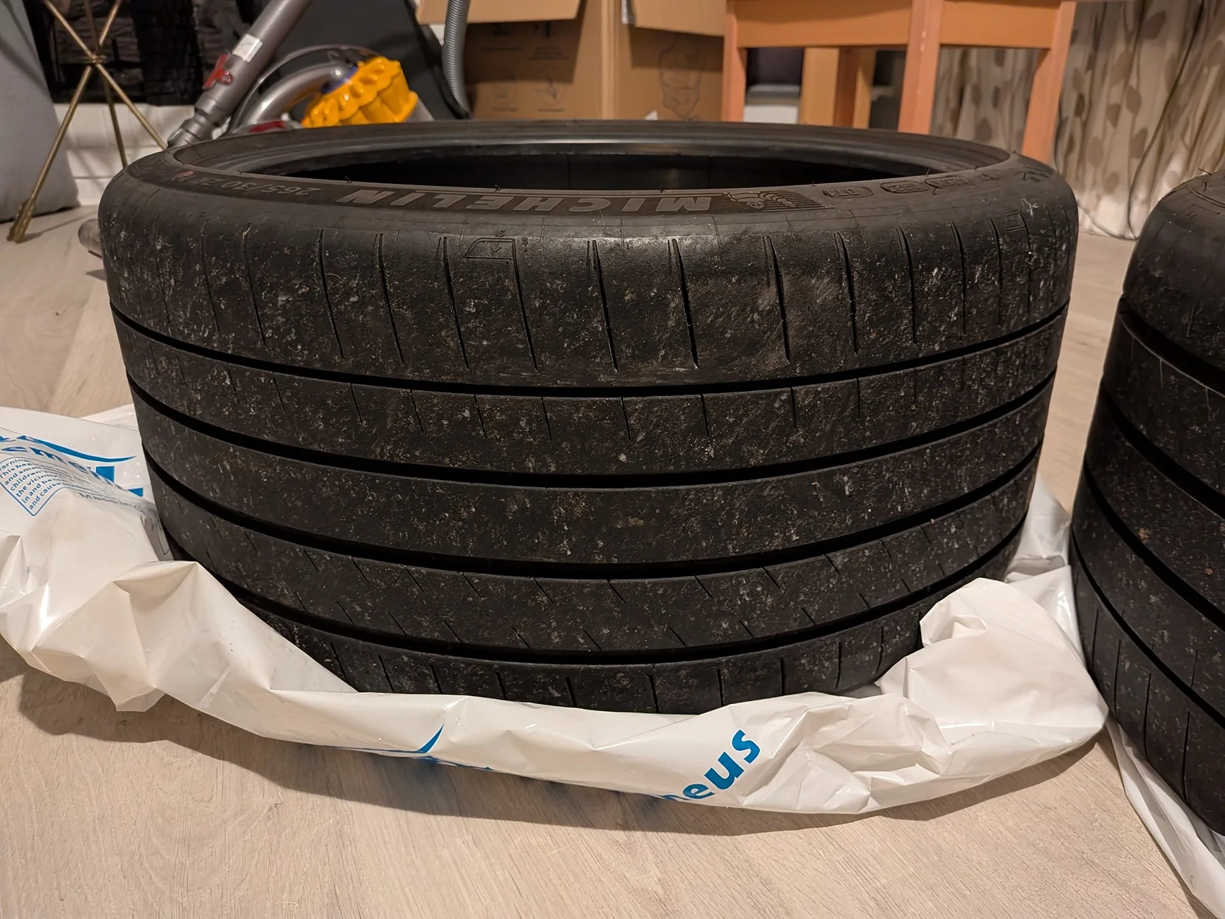 11th Gen Honda Civic Michelin PS4S 265/30R19, pair of stock OEMs PXL_20260116_032120645