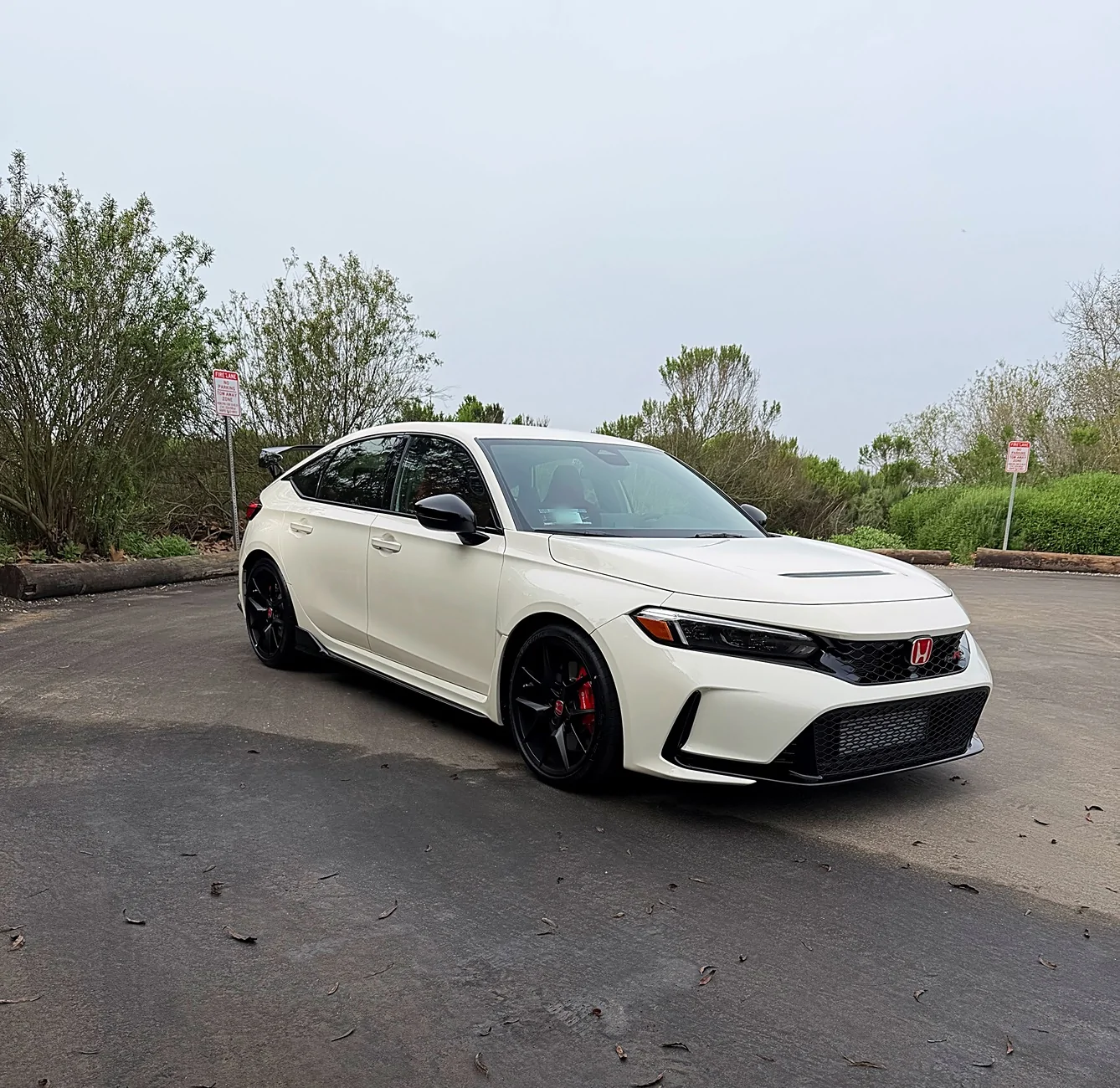 11th Gen Honda Civic Official CHAMPIONSHIP WHITE FL5 Type R Photos Thread IMG_3074