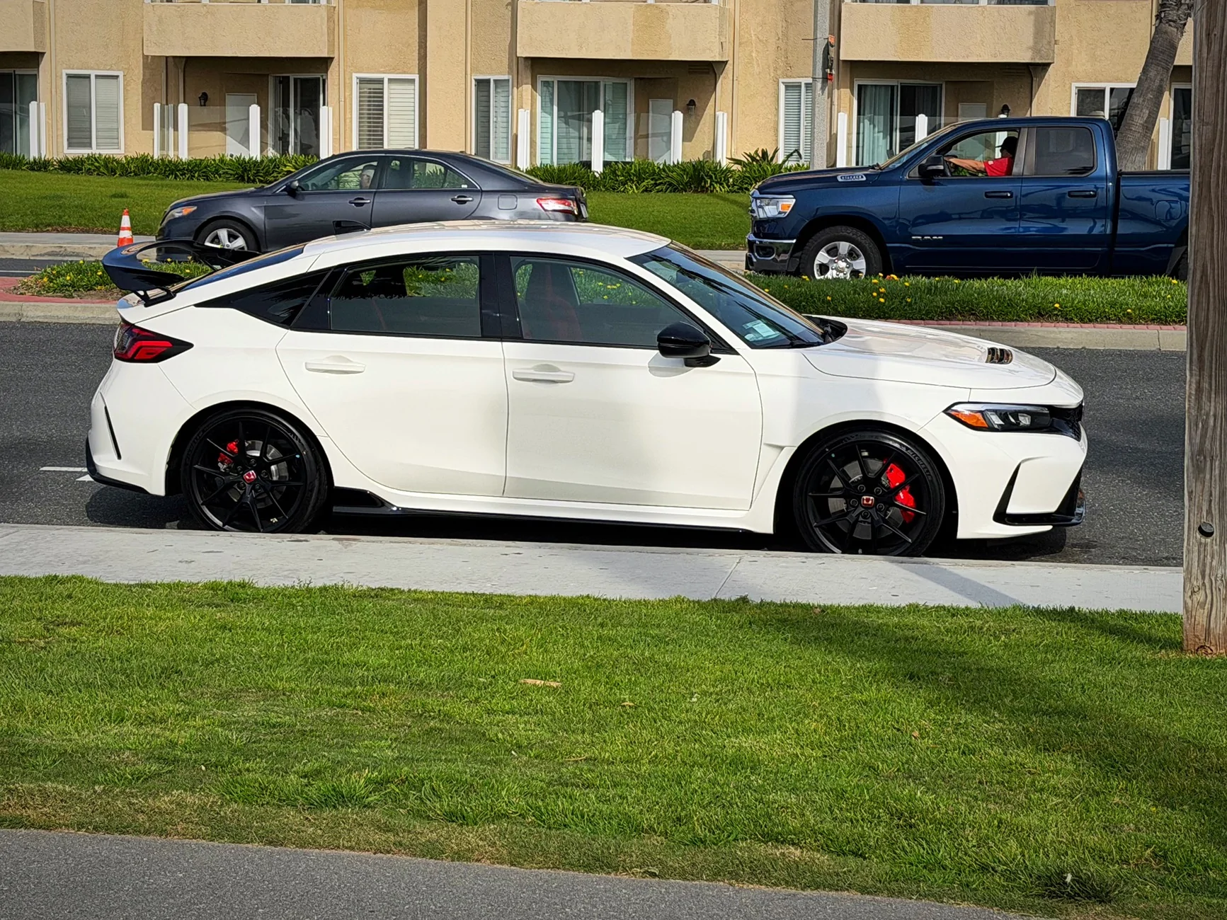 11th Gen Honda Civic What did you haul in your Type R today? IMG_3120