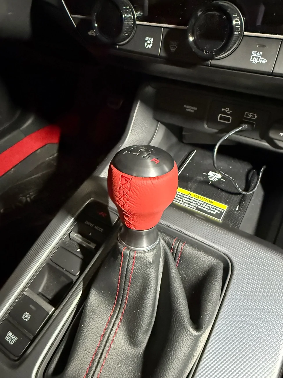 11th Gen Honda Civic Leather shift knob install IMG_3289
