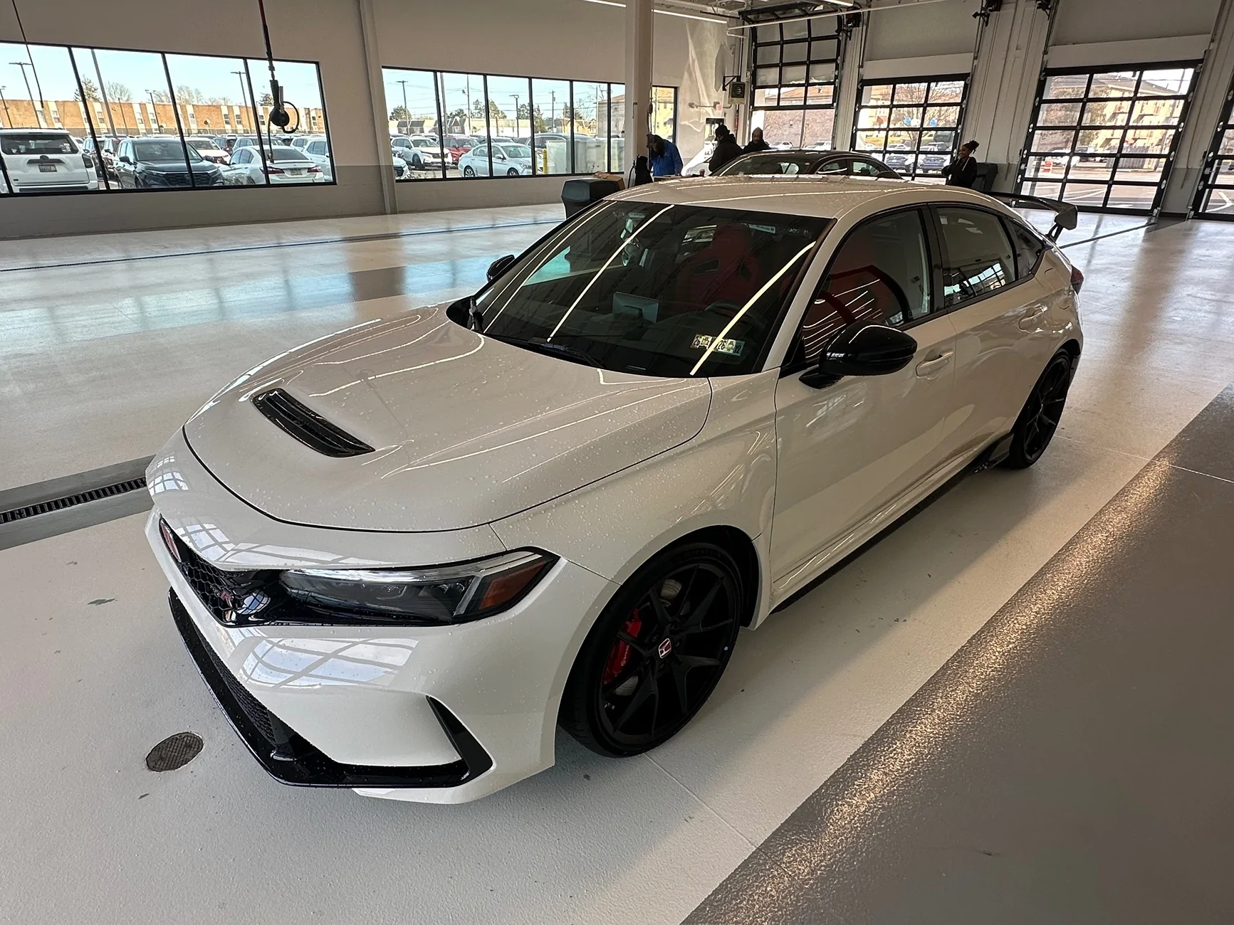 11th Gen Honda Civic Post your FL5 Civic Type R delivery pics! 🙌 📸 IMG_2649