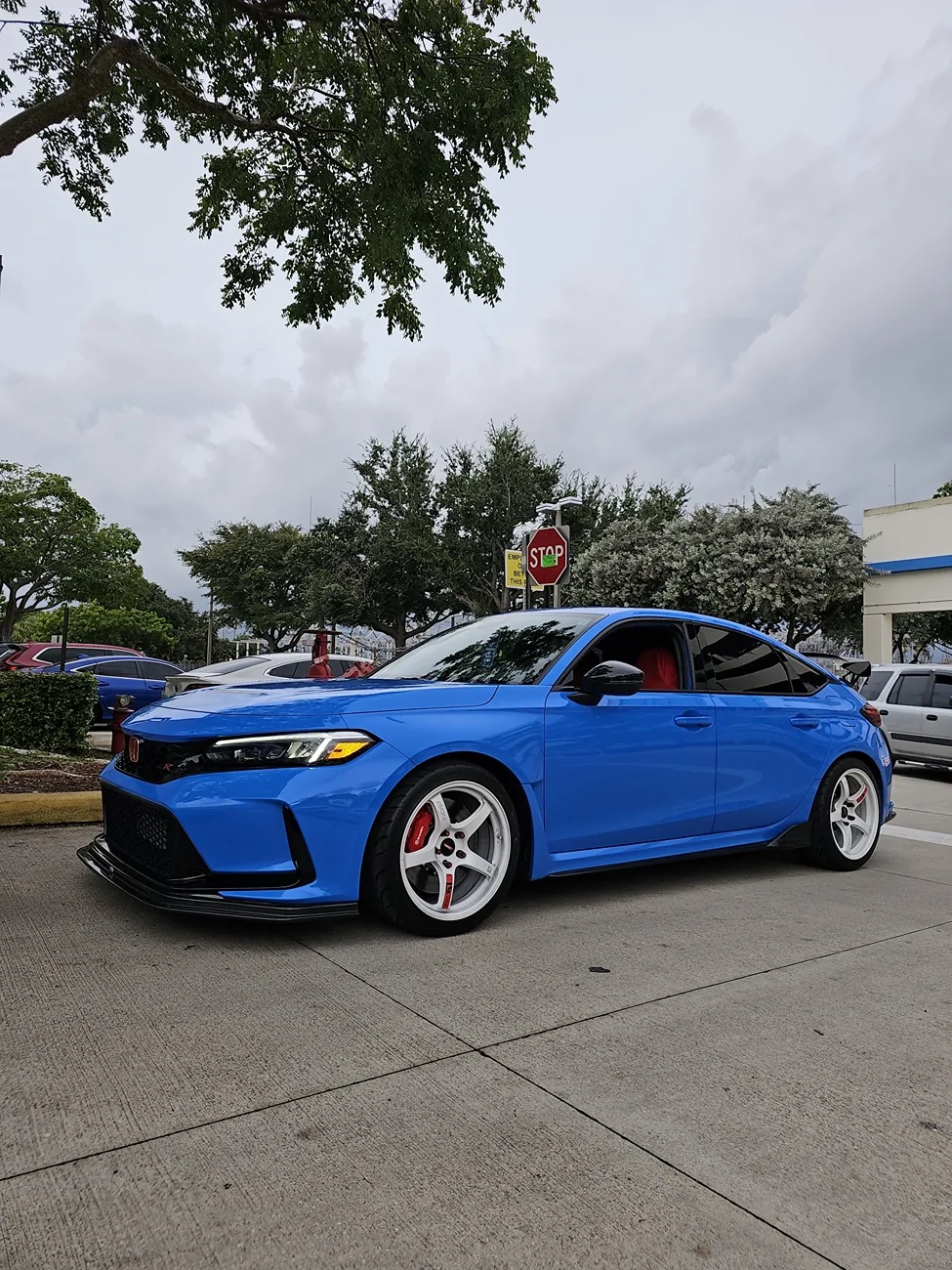 11th Gen Honda Civic I regret putting on 18's. dcfebacf-2d24-4949-814b-7d7957a91750