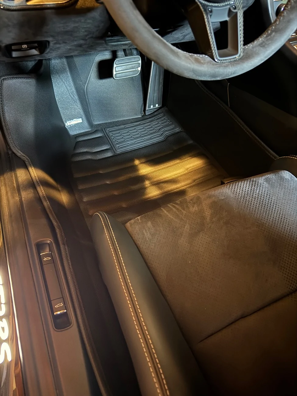 11th Gen Honda Civic Red high wall "all season" floormats? IMG_1491