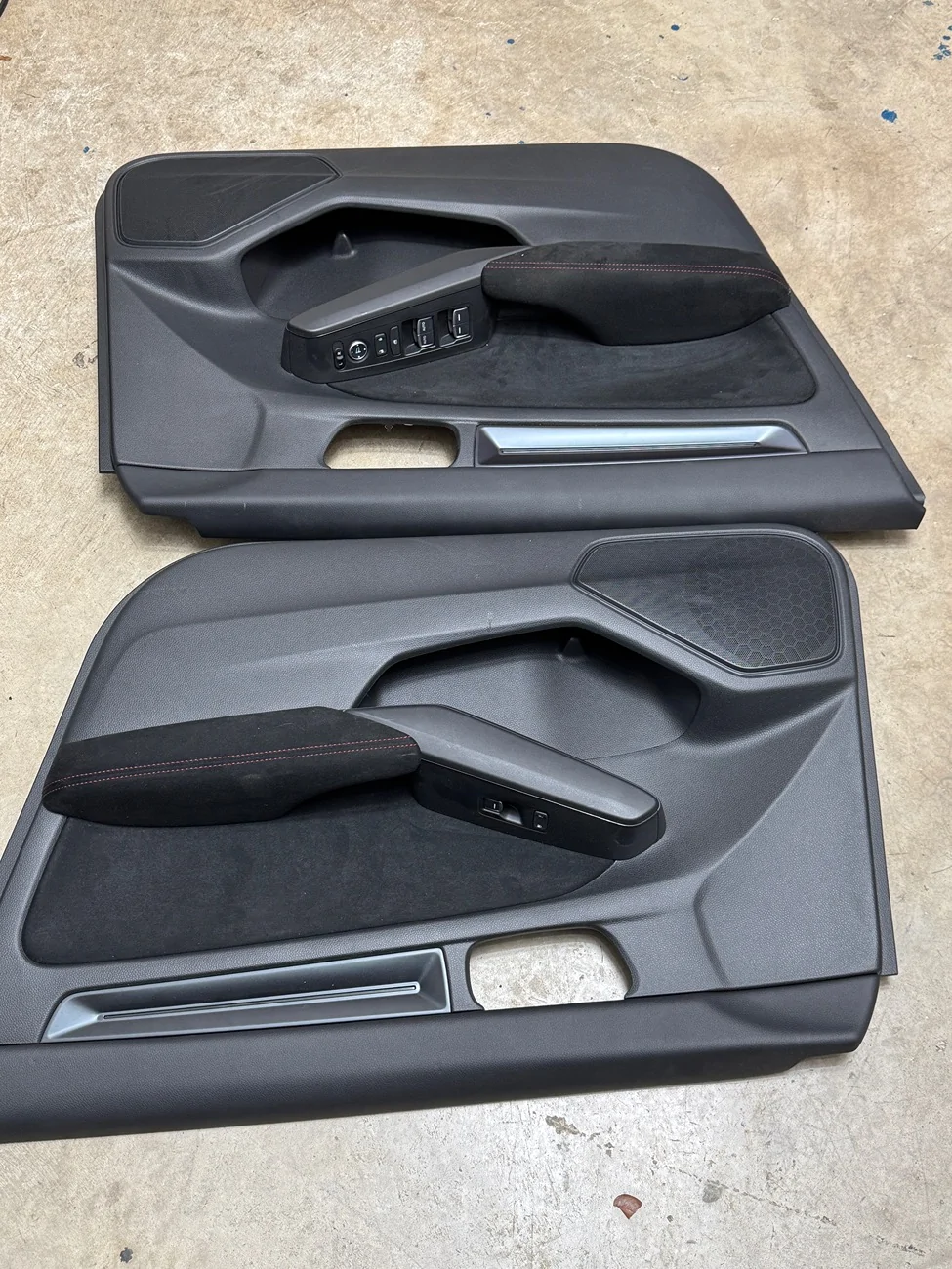 11th Gen Honda Civic Led light strips on rear door panels. IMG_8037