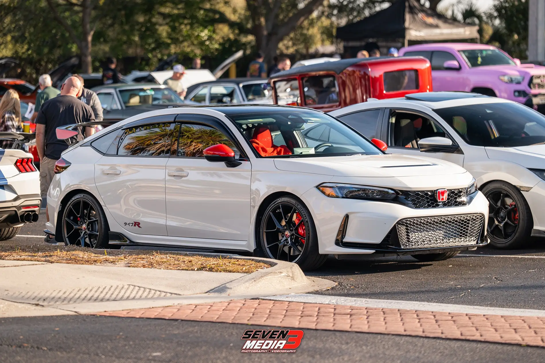 11th Gen Honda Civic Official CHAMPIONSHIP WHITE FL5 Type R Photos Thread 1771376348890-l0