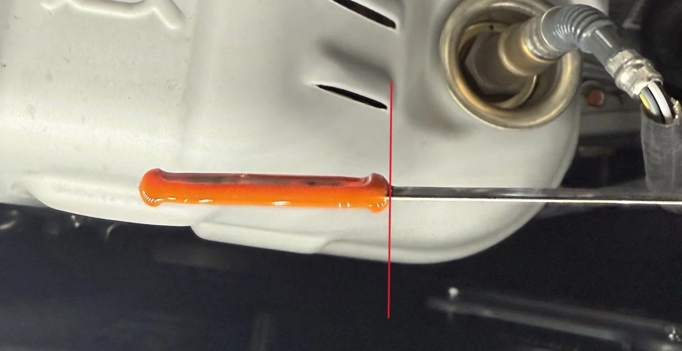 11th Gen Honda Civic Fl5 Oil level dipstick side marked