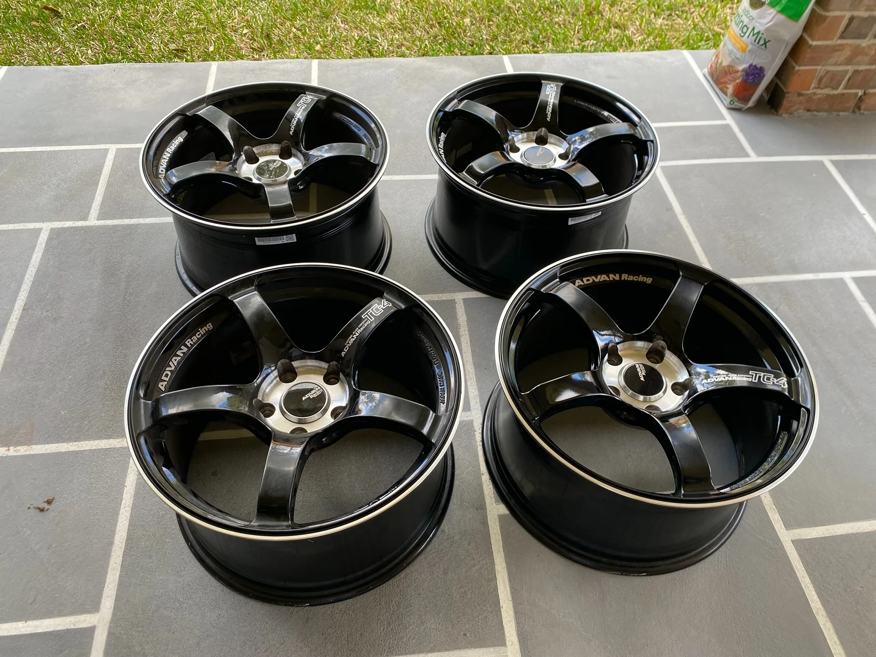 11th Gen Honda Civic FS Advan TC-4 SE 18 x 9.5 +45 IMG_1384