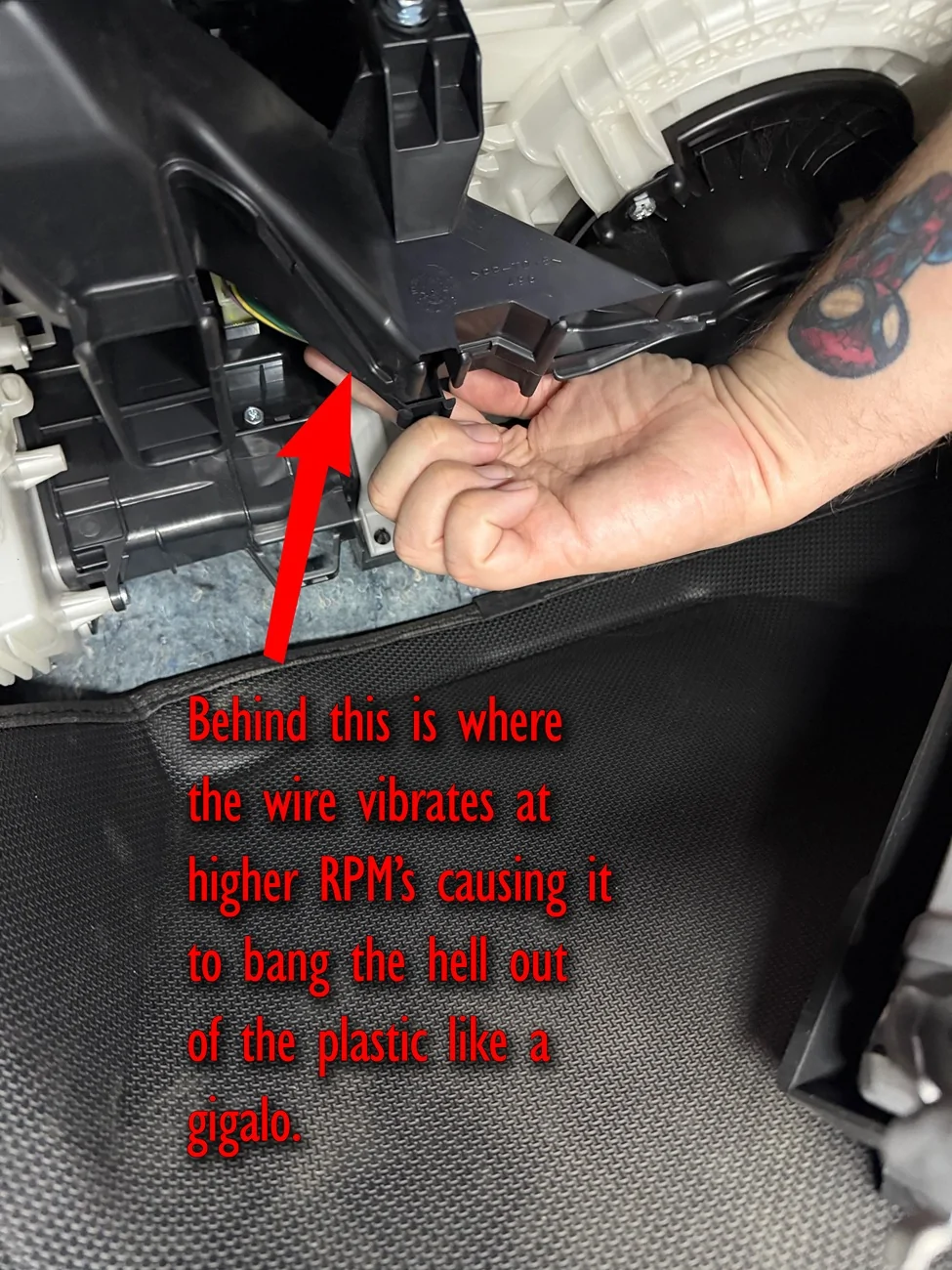 11th Gen Honda Civic Fixed My Glovebox Rattle 3