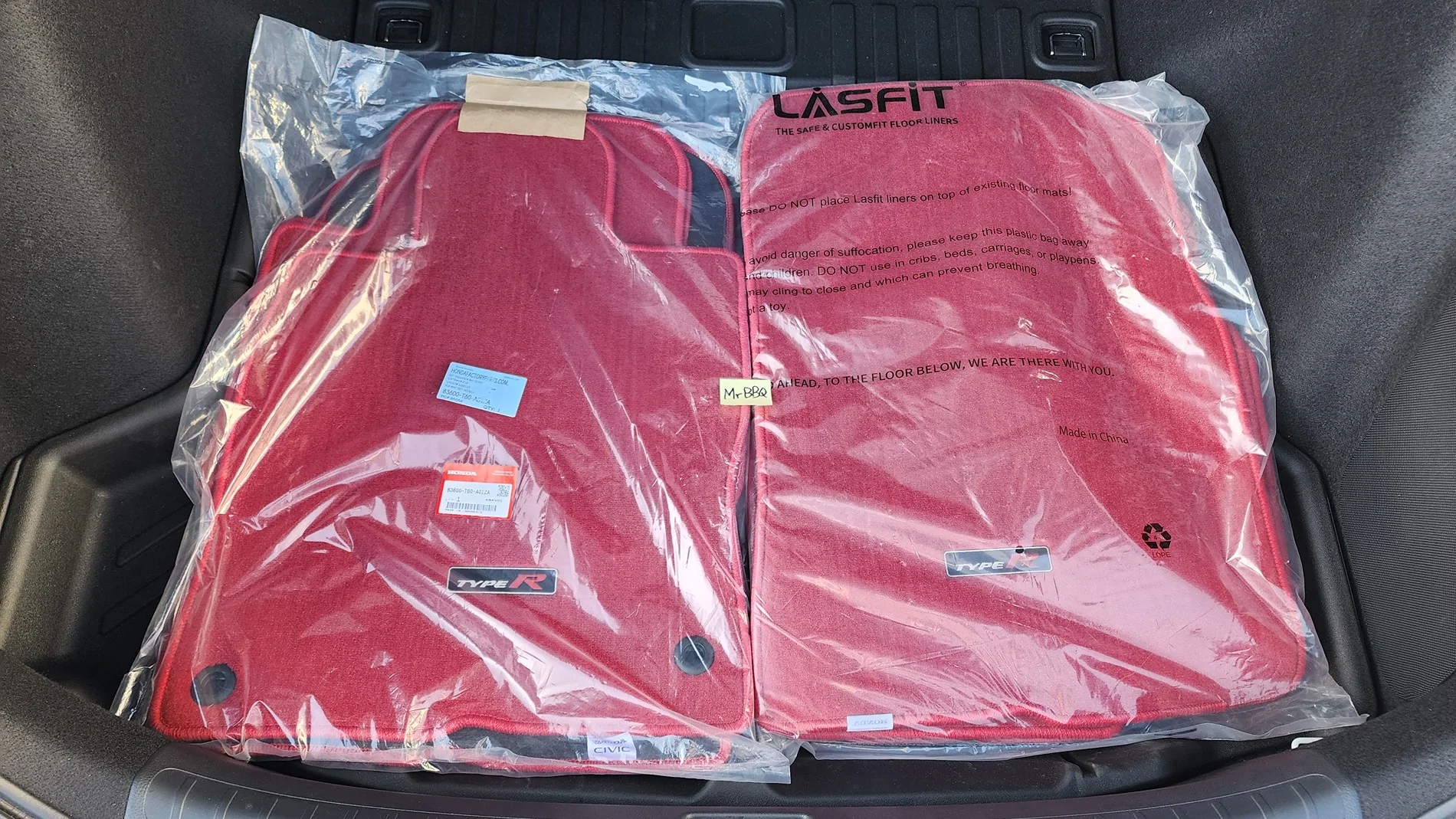 11th Gen Honda Civic Type R FL5 OEM Red Floor Mats 20260315_171242