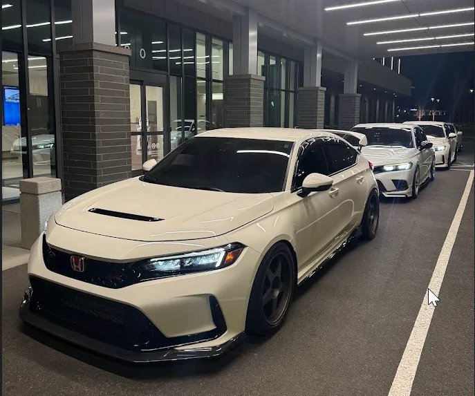 11th Gen Honda Civic Official CHAMPIONSHIP WHITE FL5 Type R Photos Thread Fl5lineu