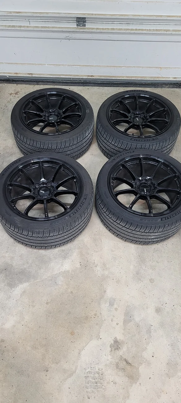 11th Gen Honda Civic Enkei Triumph 18x9.5 w/ Michelin PS A/S 4 265/35R18 20260116_172742