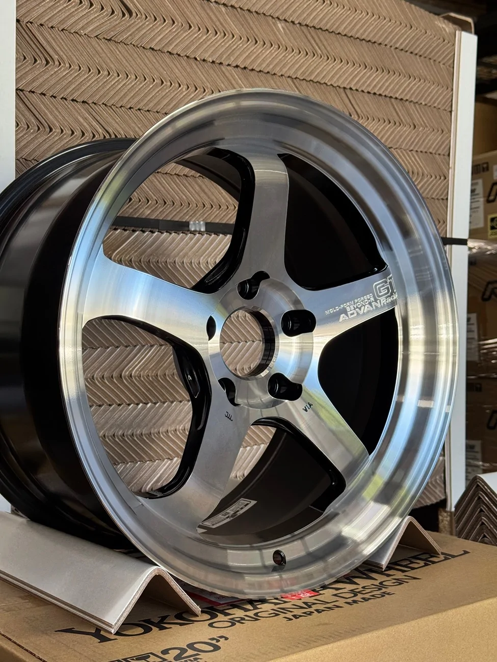 11th Gen Honda Civic ADVAN RACING GT BEYOND-R are now available! *NOW IN STOCK* IMG_3244
