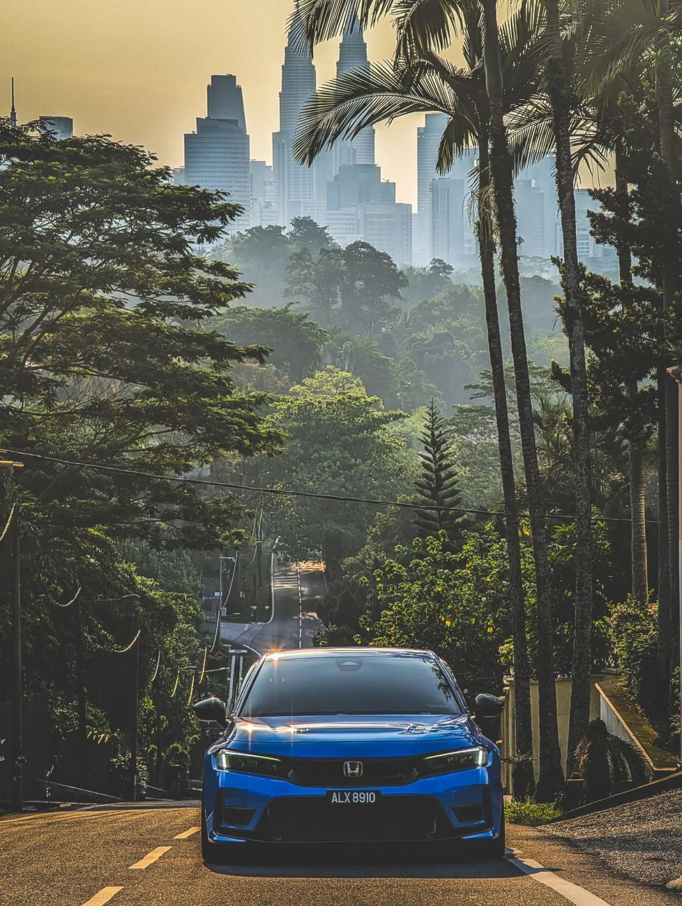 11th Gen Honda Civic Official BOOST BLUE FL5 Type R Photos Thread PXL_20260323_001803487.RAW-01