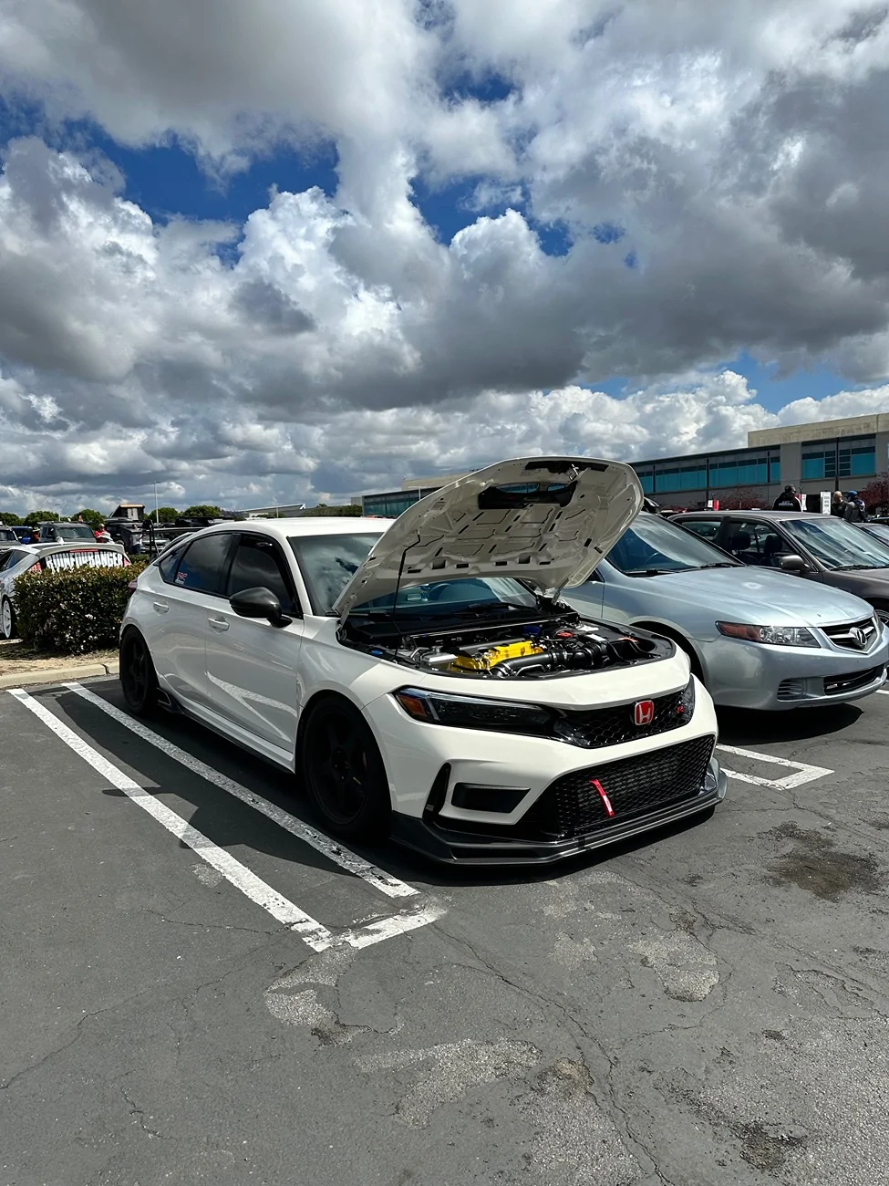 11th Gen Honda Civic Official CHAMPIONSHIP WHITE FL5 Type R Photos Thread IMG_9237