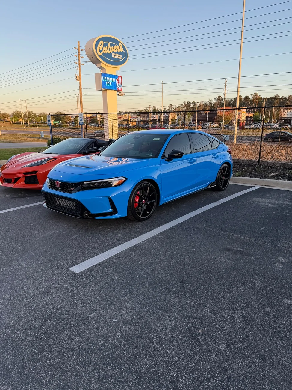 11th Gen Honda Civic Post your FL5 Civic Type R delivery pics! 🙌 📸 IMG_1409