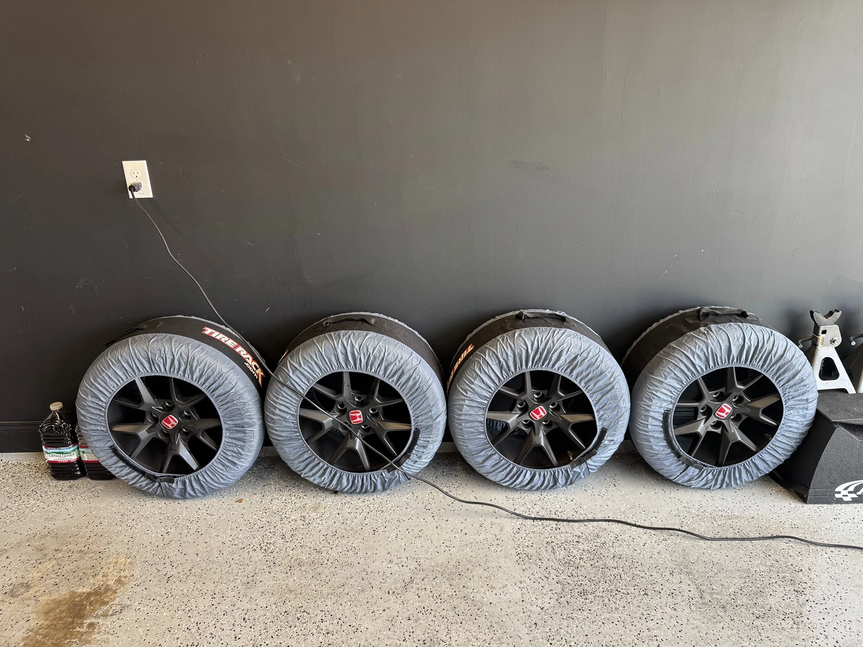 11th Gen Honda Civic OEM 2025 Type R Wheels and PS4S Tires IMG_8860