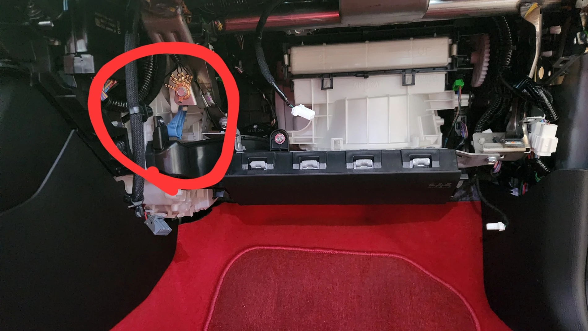 11th Gen Honda Civic Fixed My Glovebox Rattle 20260428_175634